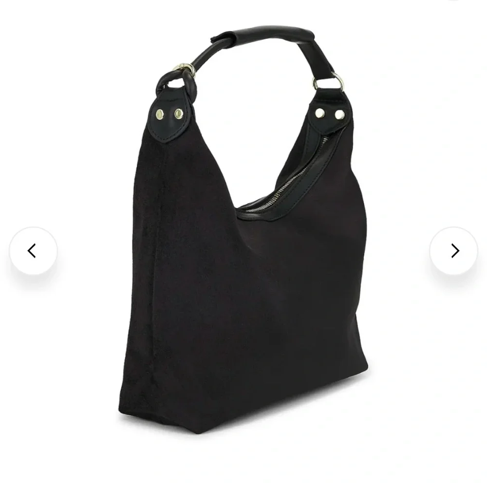 8 Other Reasons sleek black
